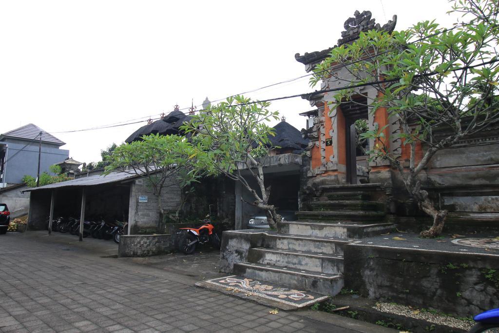 Cucu House Appartement Ubud Buitenkant foto